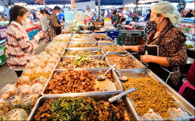 Pattaya Night Market Foodie Tour